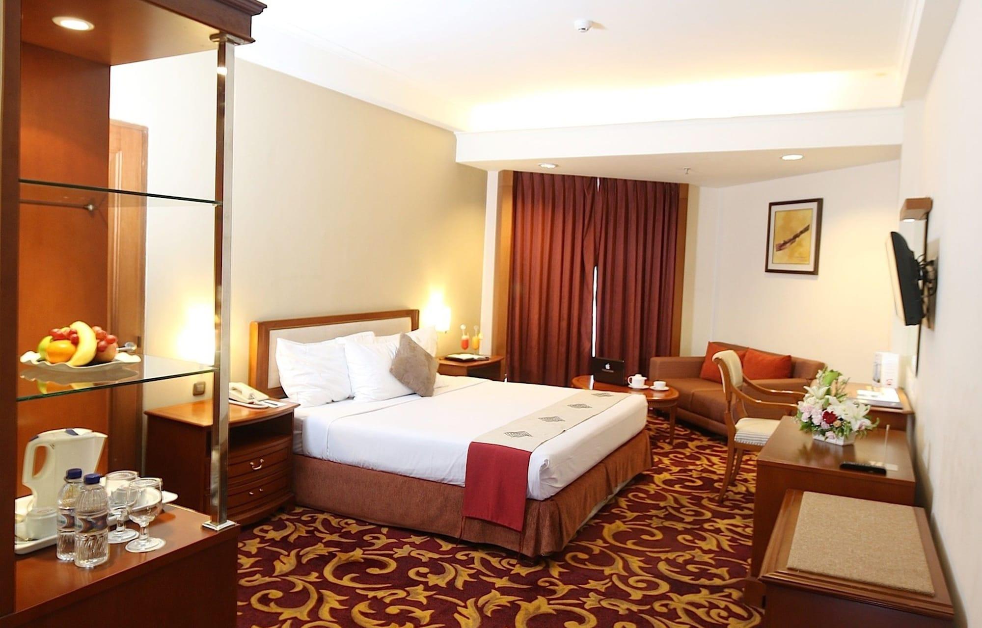 Hotel Bidakara Yakarta Exterior foto